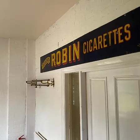 Деревянный коттедж The At Carlton Tavern Free Parking Йорк